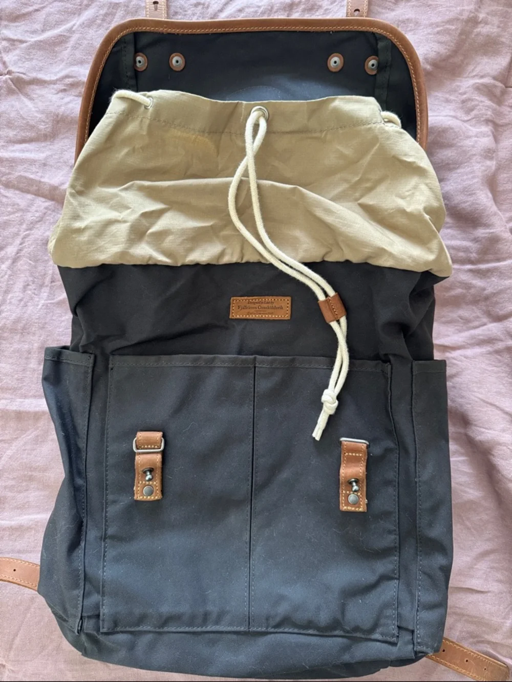 Fjallraven Medium No. 21 Rucksack Backpack in Gray
